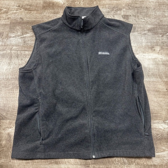 Columbia Other - Columbia Grey Fleece Vest Size XXL